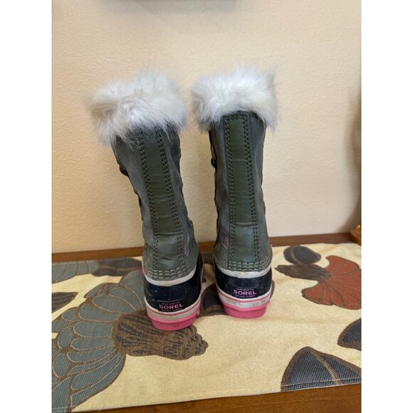 Sorel Girls' Winter Boots Olive Green Pink Faux Fur Lined Waterproof Size 2 - Picture 4 of 8
